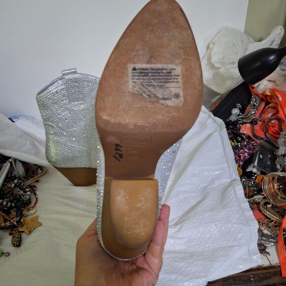 Forever Women's Cowgirl Boots Crystal Studded Ankle Bootie Western Heels Size 10 - Picture 6 of 9